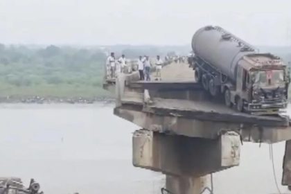 ভারতে সেতু ধস