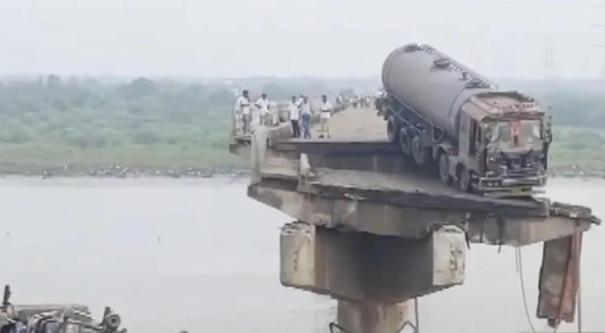 ভারতে সেতু ধস