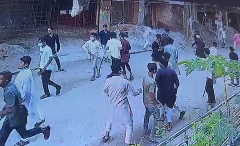 চাঁদা না পেয়ে গুলি