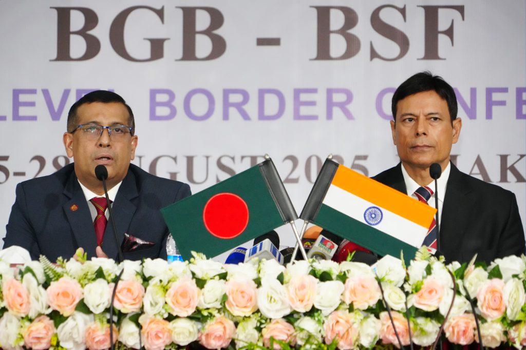 পুশইন প্রশ্নে বিএসএফ ডিজি