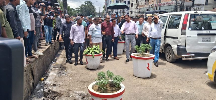 চট্টগ্রামে সময় বেঁধে দিলেন মেয়র
