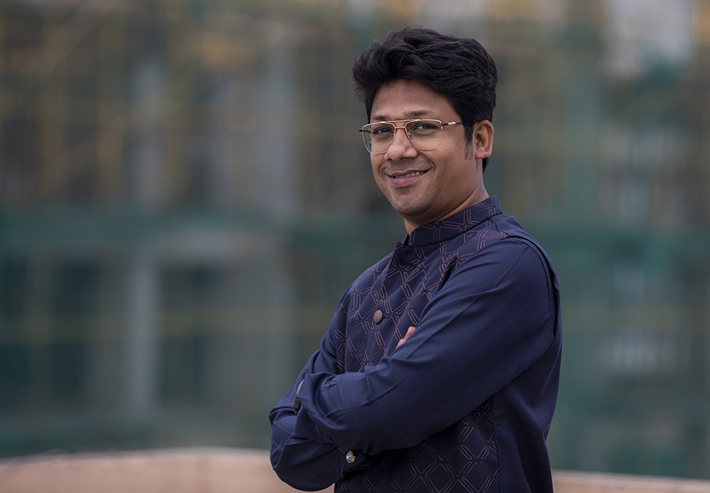 টানা দ্বিতীয়বার গোল্ডেন গ্লোবের ভোটিং প্যানেলে জনি হক