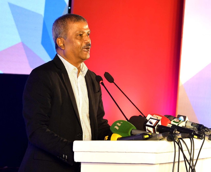 নিরুপায় হয়ে চিকিৎসা নিতে বিদেশে