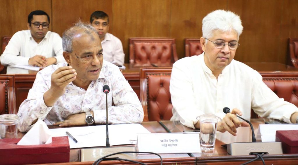 লুটের অস্ত্র উদ্ধারে নির্বাচন পর্যন্ত অভিযান: স্বরাষ্ট্র উপদেষ্টা