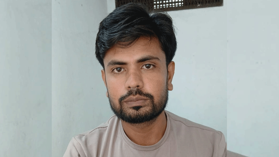 গ্রেপ্তার এএসআই মোহাম্মদ আলী। ছবি : সংগৃহীত