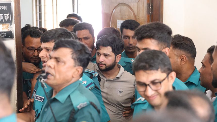 আদালতে তৌহিদ আফ্রিদি। ছবি: জান্নাতুল ফেরদাউস/টাইমস