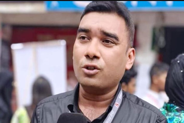 ডাকসু নির্বাচনে দায়িত্ব পালনকালে সাংবাদিকের মৃত্যু