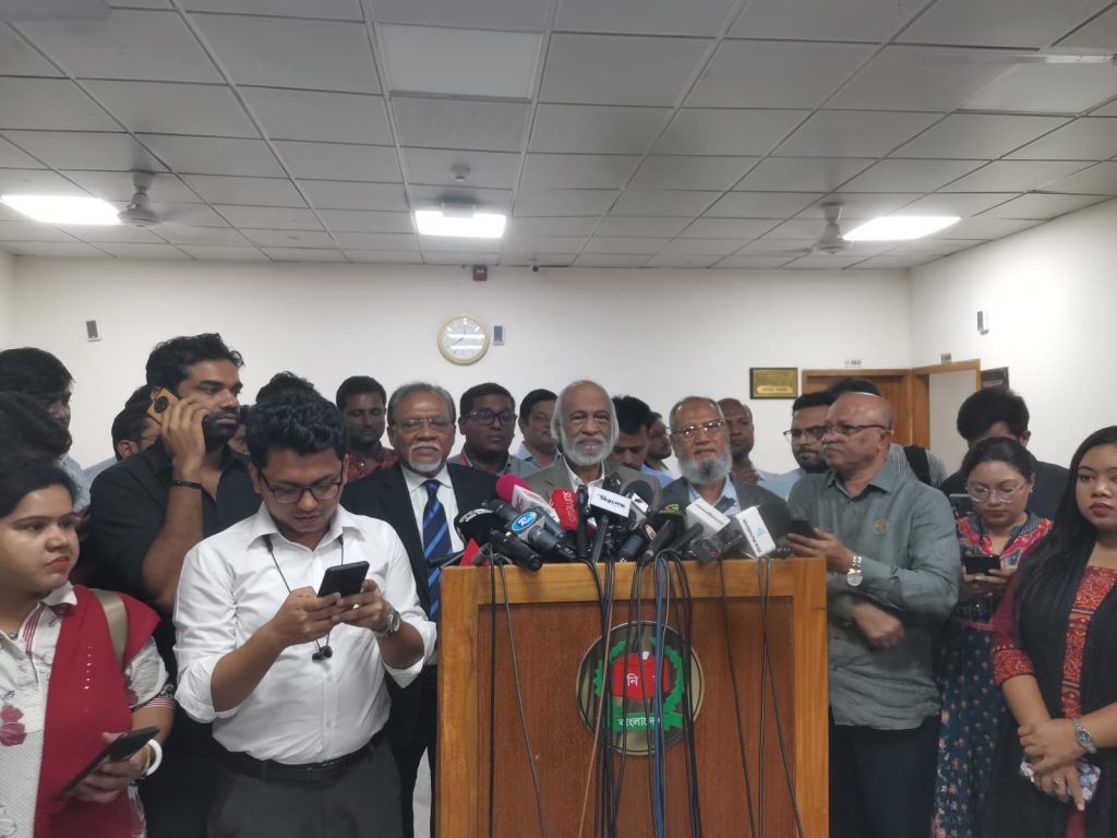 ‘বিতর্কিতদের’ নির্বাচনী দায়িত্ব না দেওয়ার দাবি বিএনপির