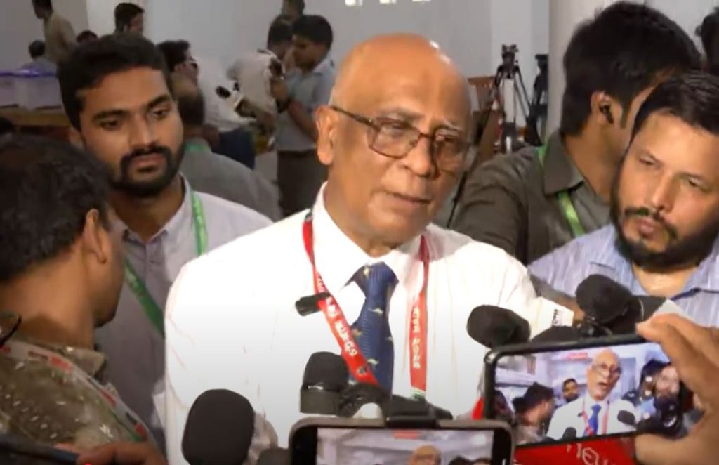 অনেক খুঁজেও মেলেনি অমোচনীয় কালি: চাকসু নির্বাচন কমিশনার