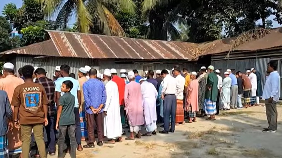 নিহত কালামের শরীয়তপুরের বাড়িতে শোকের মাতম
