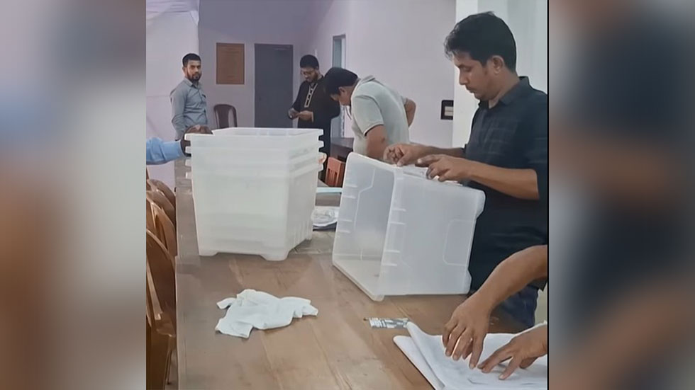 চাকসু নির্বাচন: দৃষ্টি প্রতিবন্ধী ৭৬ ভোটারের জন্য আলাদা কেন্দ্র