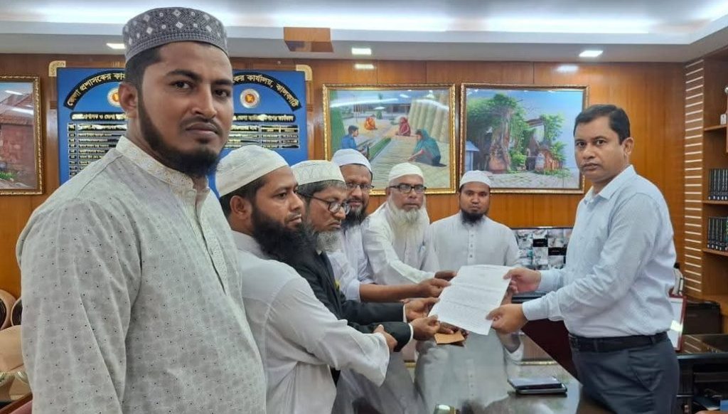 পিআরসহ ৫ দাবিতে ইসলামী আন্দোলনের স্বারকলিপি