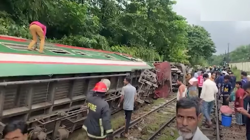 তিন ঘণ্টা পর সিলেটের সঙ্গে দেশের রেল যোগাযোগ স্বাভাবিক