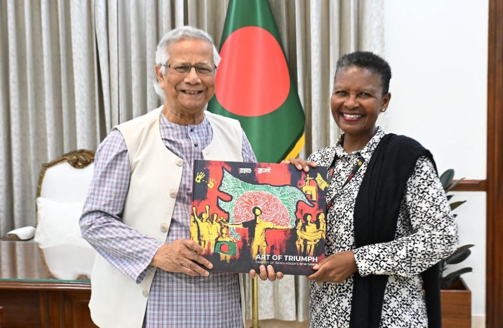 প্রধান উপদেষ্টার সঙ্গে এফআইডিএইচের সভাপতির বৈঠক
