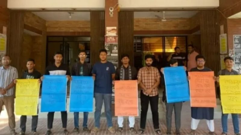 জুলাই হামলা: উসকানিদাতা জাবি শিক্ষকদের বিচার দাবি