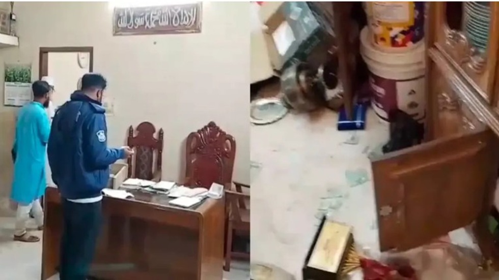 সাবেক রাষ্ট্রপতি আবদুল হামিদের বাড়িতে ভাঙচুর