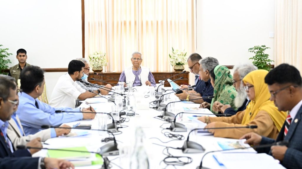 পরিবেশের ক্ষতি না করার আহ্বান প্রধান উপদেষ্টার