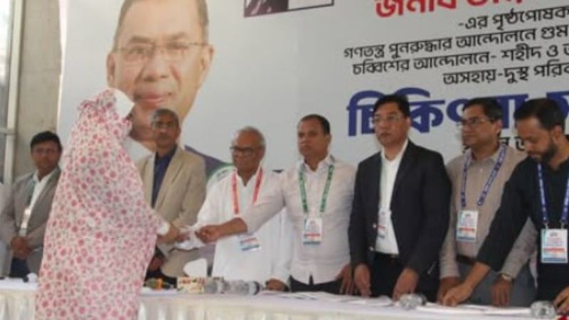 অর্ধশতাধিক পরিবারকে তারেক রহমানের সহায়তা