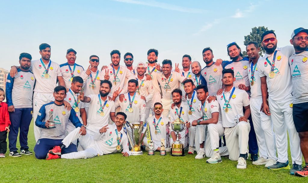 রংপুরের ডাবল: টি-টোয়েন্টির পর লাল বলেও চ্যাম্পিয়ন