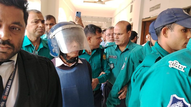 চাঁদাবাজির মামলায় কারাগারে সাবেক এমপি মোজাম্মেল