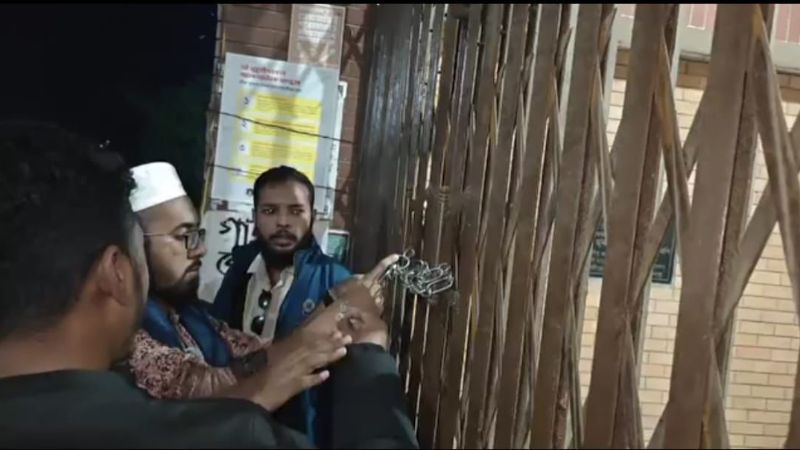 জাবির প্রশাসনিক ভবনে জাকসুর তালা, জানেন না ভিপি