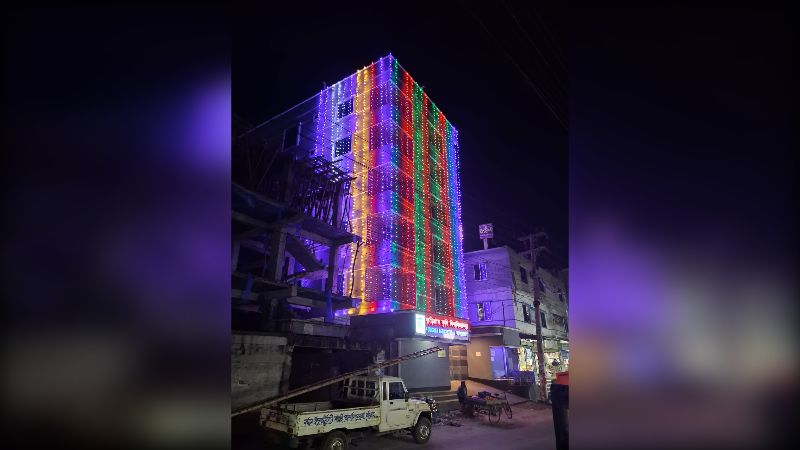 বুদ্ধিজীবী দিবসে কুড়িগ্রাম কৃষি বিশ্ববিদ্যালয়ে আলোকসজ্জা; ভিসির খোঁড়া যুক্তি