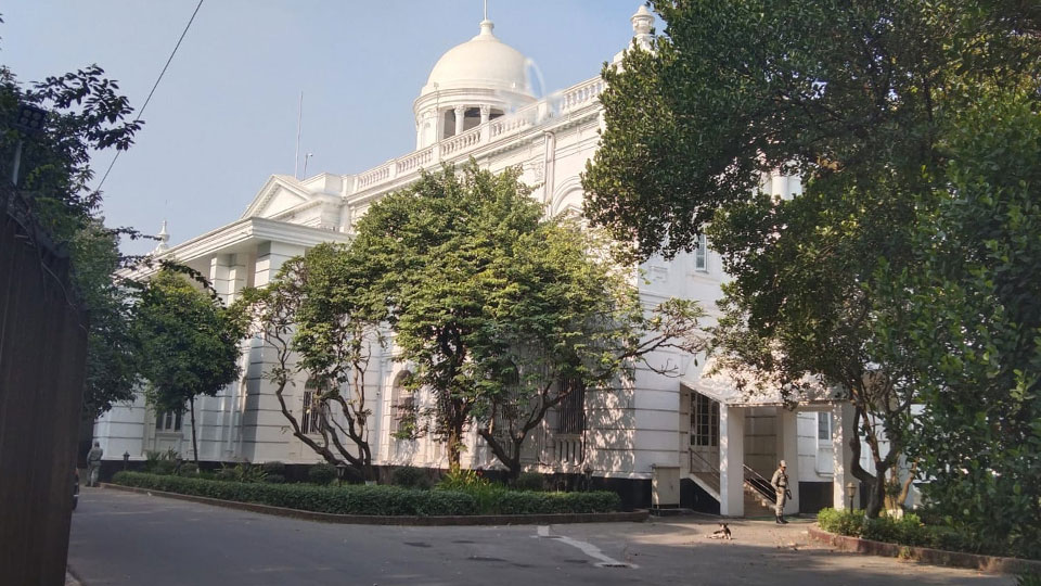 জেআইসিতে আযমী ছিলেন এসি রুমে, ট্রাইব্যুনালে আসামিপক্ষের দাবি