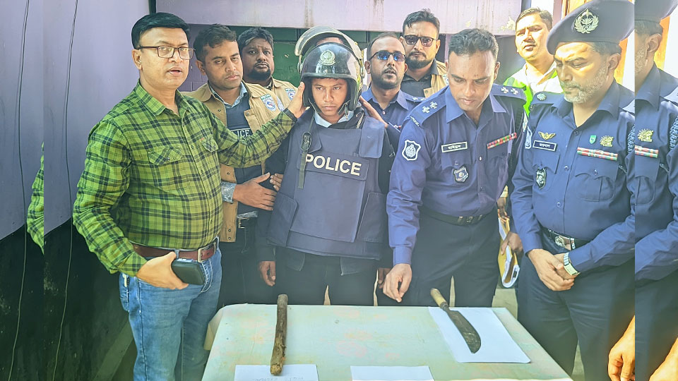 টাকা চুরির জন্য স্ত্রীসহ বীর মুক্তিযোদ্ধাকে খুন, দাবি পুলিশের