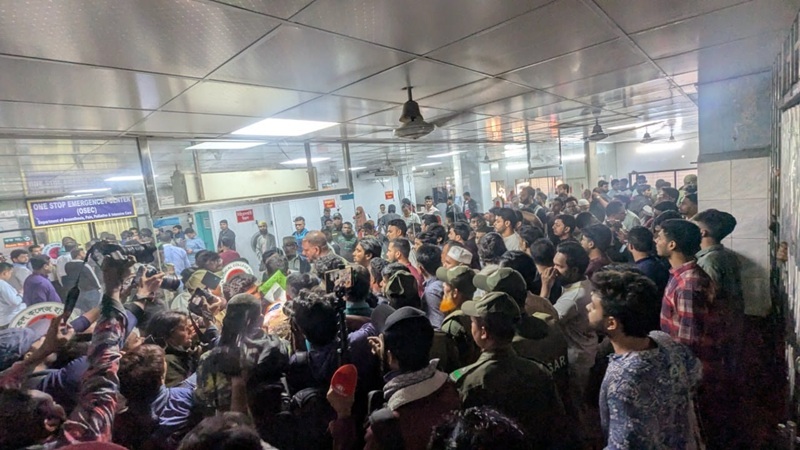 লাইফ সাপোর্টে হাদি, গুলি ব্রেইনের ভেতরে: ঢামেক পরিচালক