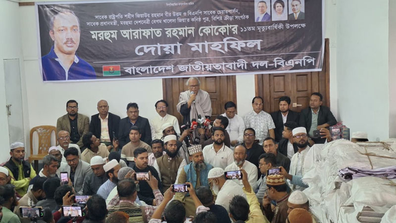 ‘টাকা দিয়ে ভোট কেনা আচরণবিধির লঙ্ঘন নয়?’