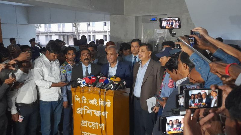 নির্বাচনী কাজে কোনো আ.লীগের দোসর নেই: স্বরাষ্ট্র উপদেষ্টা