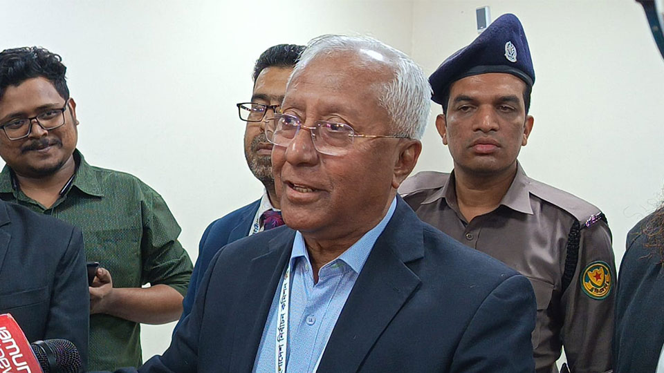 ভোট গুনতে সময় বেশি লাগবে, আগেই জানাল ইসি