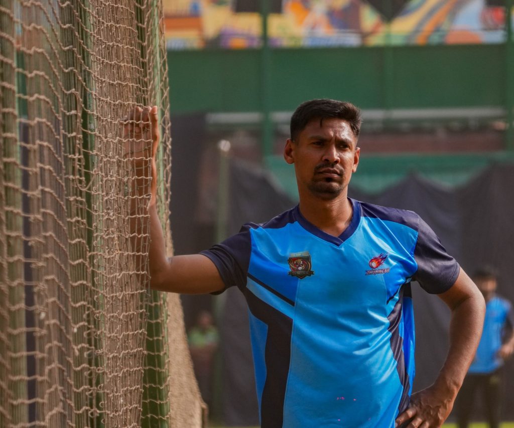 নিলামের আগেই পিএসএলে দল পেলেন মোস্তাফিজ