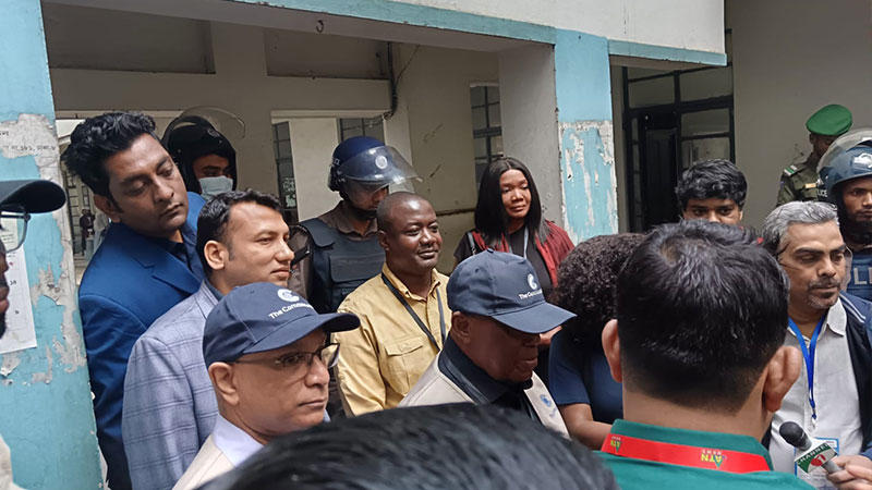 ভোটগ্রহণ নিয়মতান্ত্রিক উপায়ে চলছে, মত বিদেশি পর্যবেক্ষকদের