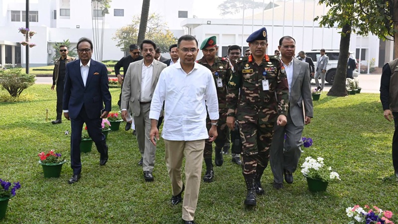 প্রথমবার তেজগাঁও কার্যালয়ে অফিস করছেন প্রধানমন্ত্রী