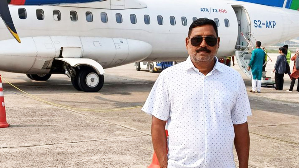কুষ্টিয়া-১: কেন্দ্রে ঢুকে ভোট চেয়ে আটক হলেন বিএনপি নেতা