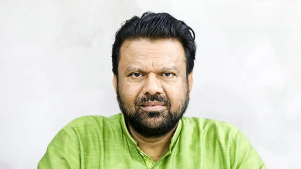 সাংবাদিক শ্যামল দত্তসহ পরিবারের ১৮ ব্যাংক হিসাব অবরুদ্ধের আদেশ