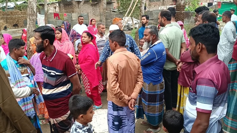 চুয়াডাঙ্গায় ফেসবুকে স্ট্যাটাস দেওয়া নিয়ে সংঘর্ষে নিহত ১