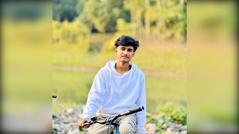 চুয়াডাঙ্গায় মোটরসাইকেল নিয়ন্ত্রণ হারিয়ে যুবক নিহত