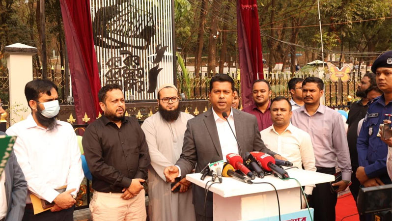 সব আন্দোলনে প্রেরণার উৎস নজরুল: চট্টগ্রামের ডিসি