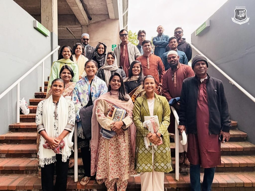 স্কটল্যান্ডে নারী ক্রিকেটারদের ঈদ উদযাপন