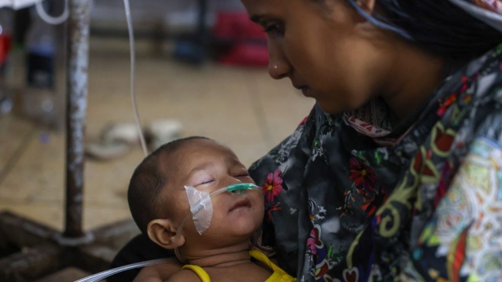 হামের প্রার্দুভাব: হাসপাতালে টিকাবিহীন শিশুর ভিড়