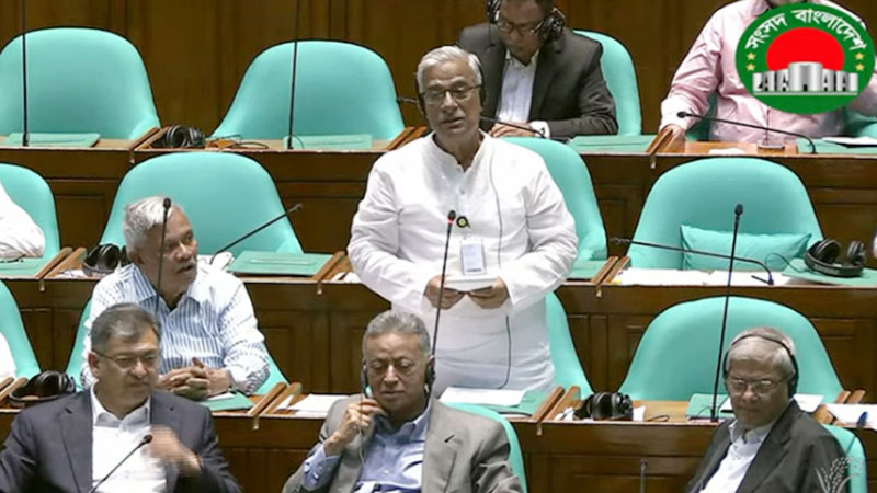 মুক্তিযোদ্ধাদের ভাতা বাড়ানোর দাবি জানালেন জয়নুল আবদিন