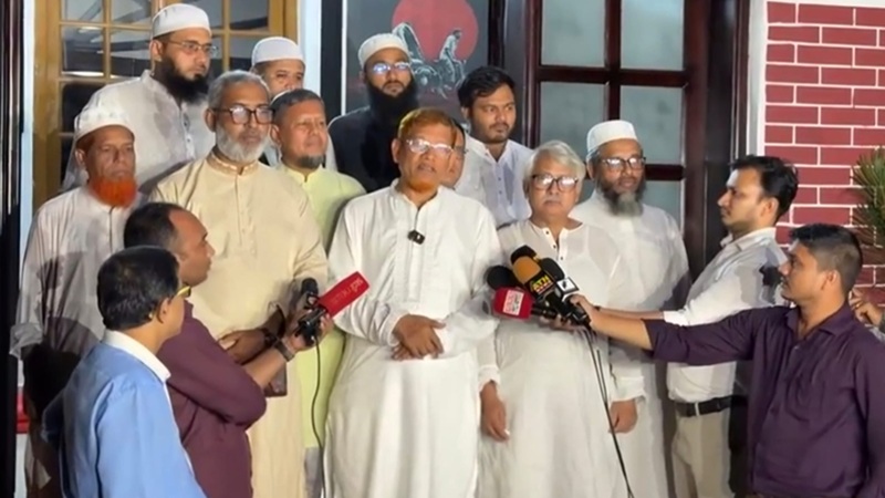 ৫ আগস্ট পল্টনে ১১ দলের সমাবেশ