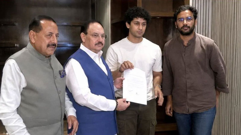 শিক্ষামন্ত্রীর পদত্যাগ ছাড়া ৩য় দফার আলোচনা নয়: ককরোচ পার্টি