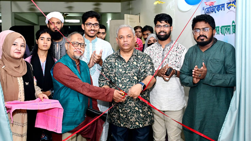 চবি দেশনেত্রী বেগম খালেদা জিয়া হলে মেডিকেল কর্নার চালু