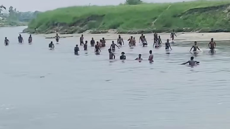 গরু পার করতে গিয়ে করতোয়ার স্রোতে প্রাণ গেল বৃদ্ধের