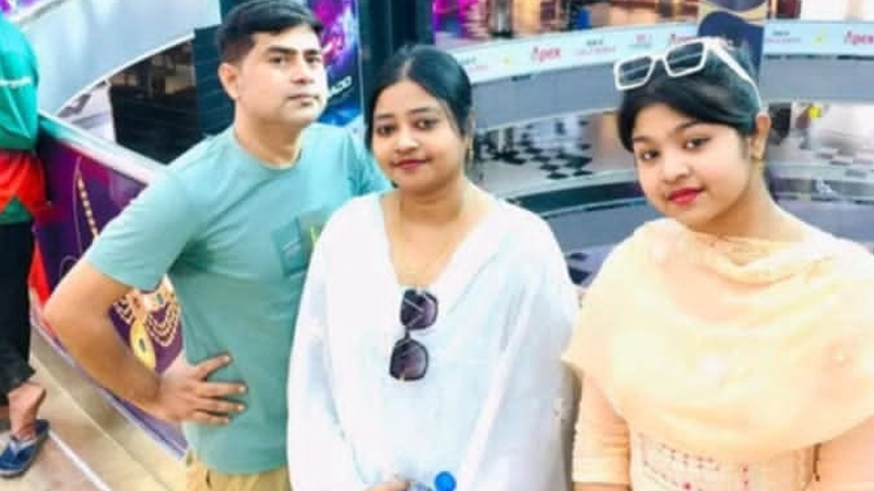 খুলনায় মেয়েকে হত্যার দায় স্বীকার করে বাবার জবানবন্দি খুলনায় মেয়ে হত্যার দায় স্বীকার করে বাবার আদালতে জবানবন্দি