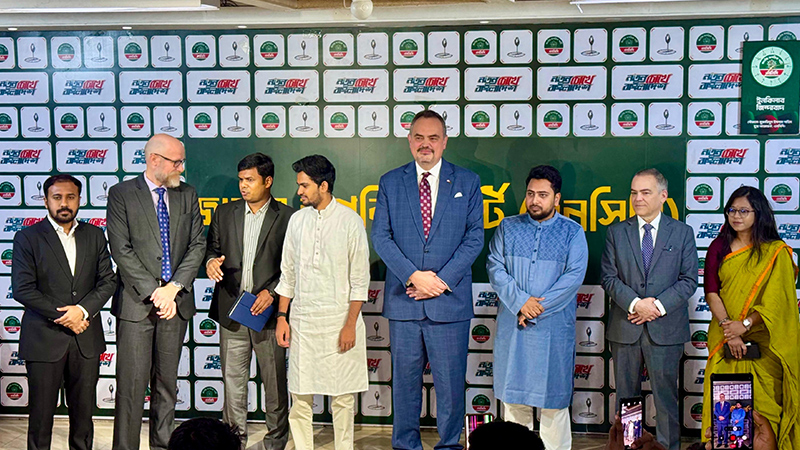 এনসিপি নেতাদের সঙ্গে যুক্তরাষ্ট্রের রাষ্ট্রদূতের বৈঠক