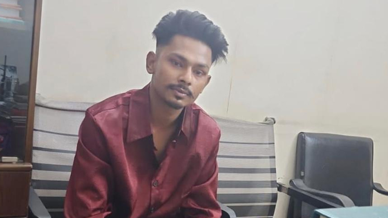 উত্তরায় কিশোর গ্যাংয়ের চার সদস্য গ্রেপ্তার